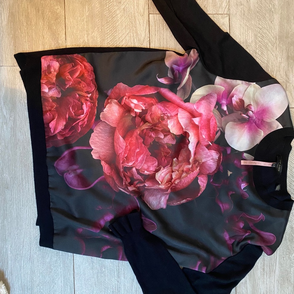 TED BAKER TOP BLACK WITH UNIQUE FLORAL DESIGN